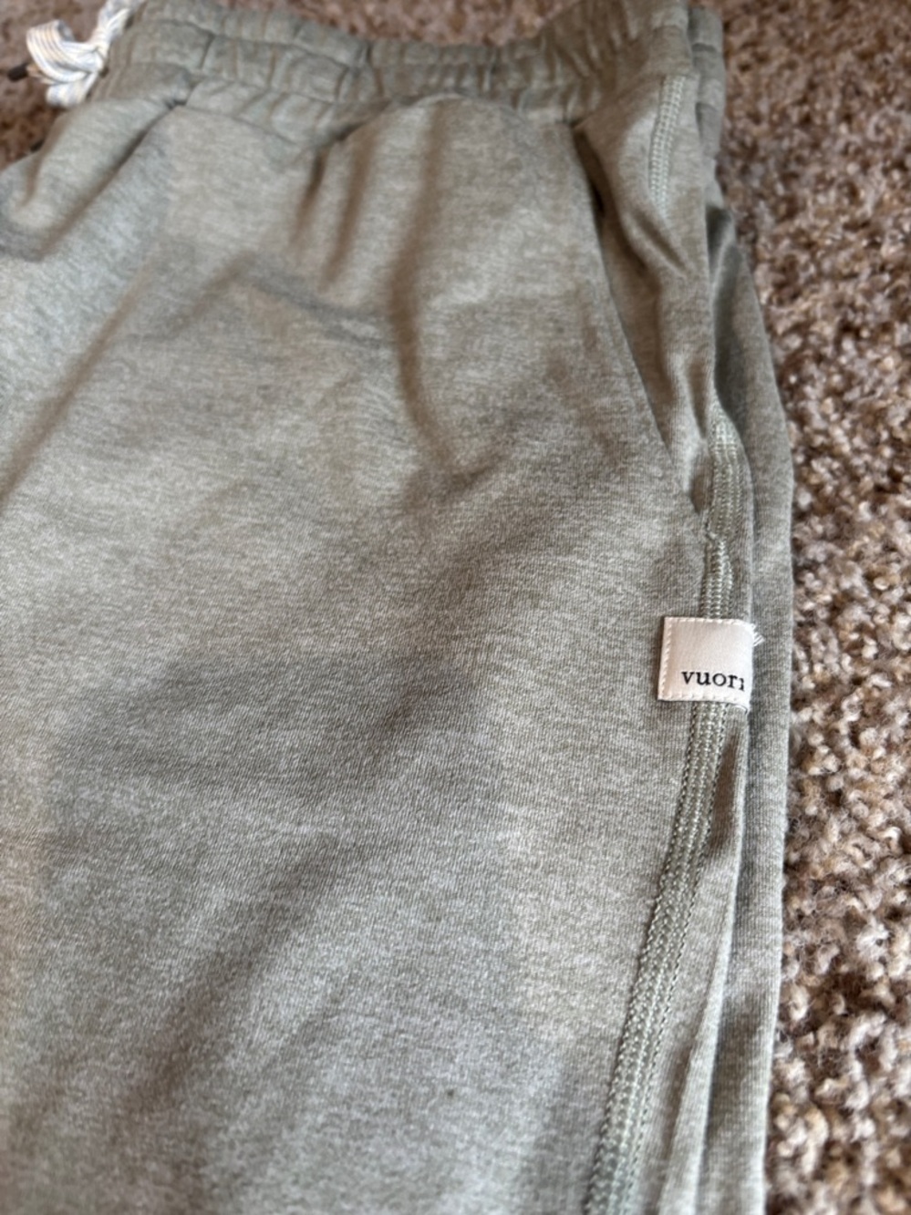 Vuori Three-Pack Pull-On Jogger Pants in Olive, Purple and Beige - Picture 4 of 7